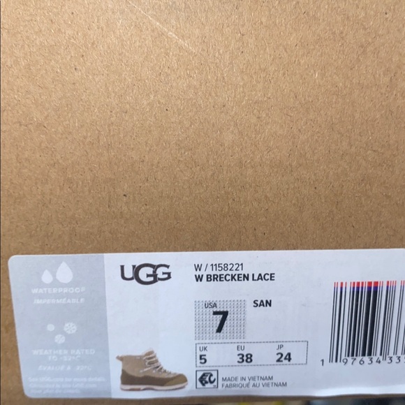 UGG BRECKEN LACE - Picture 6 of 6